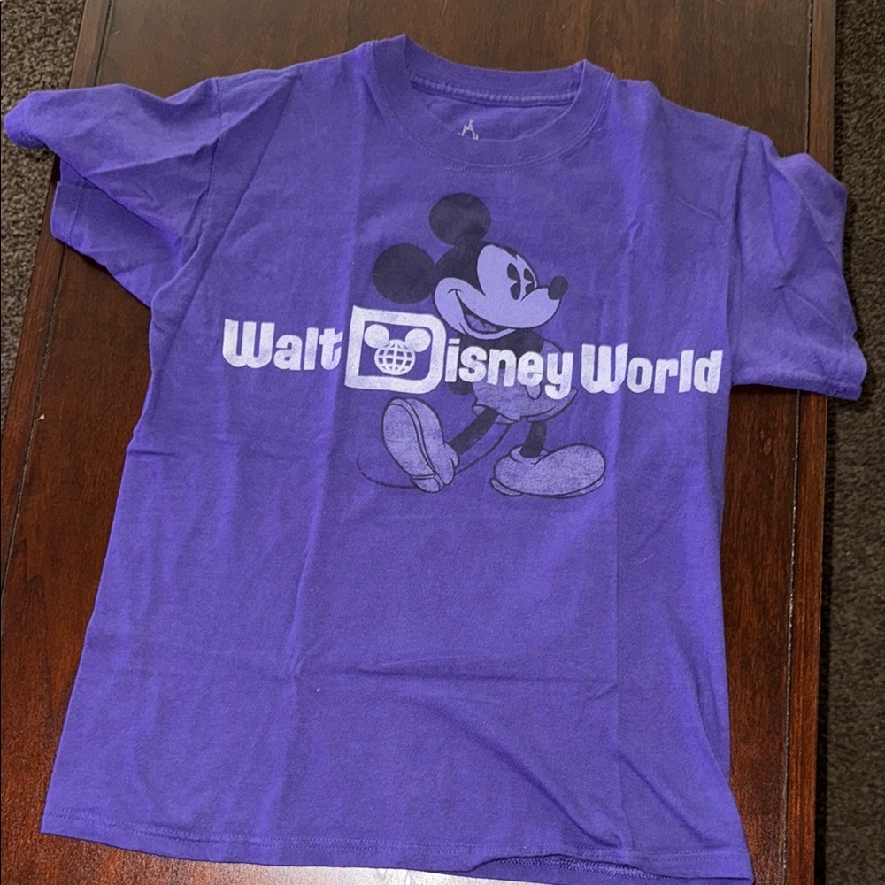 Disney unisex Purple Mickey Mouse T-Shirt